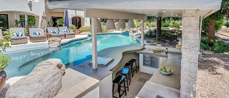 Piscine extérieure, piscine chauffée
