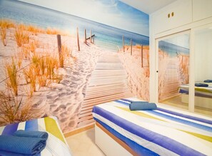 1 chambre, fer et planche Ă repasser, Wi-Fi gratuit, draps fournis