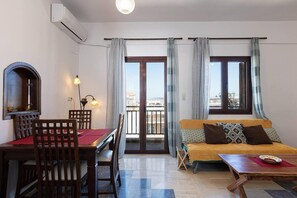 Living area - Beautiful 2-bed Apartment in Rethymno (Rethymno)