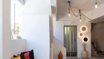Apartment, Multiple Beds | Living room