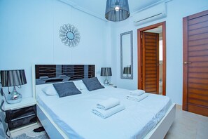 3 Schlafzimmer, Bügeleisen/Bügelbrett, kostenloses WLAN, Bettwäsche