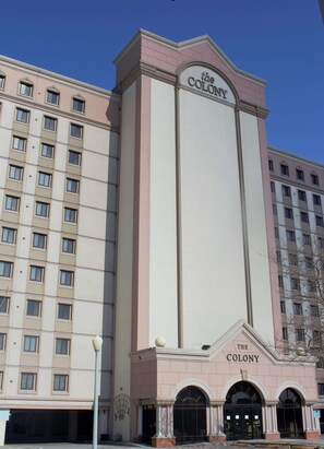 Point of interest - The Colony Condominiums Oceanfront Unit with Amazing Oceanfront Balcony (Virginia Beach)