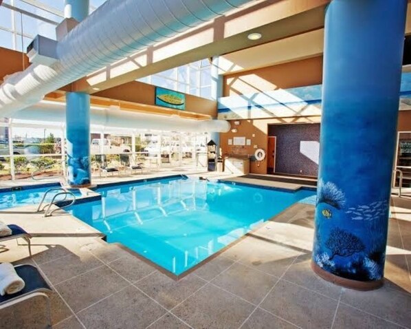 Indoor pool - Ocean Key Resort Directly Across the Street from Beach with Balcony! (Virginia Beach)