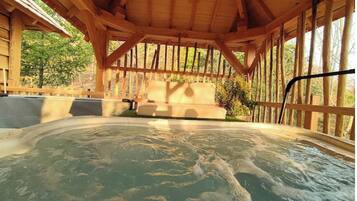 Idromassaggio all'aperto