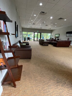 Lobby - Welcome, to our fully remodeled home studio. (Orlando)