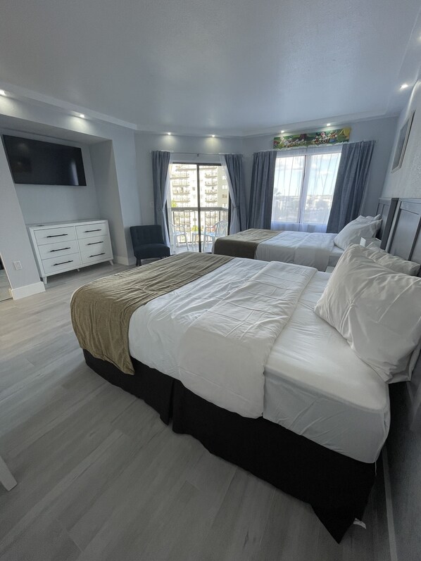 1 bedroom, in-room safe, iron/ironing board, free WiFi - Welcome, to our fully remodeled home studio. (Orlando)