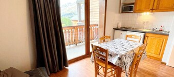 2.o piso, vista montaña, terraza, parking, tv, local para esquís, 27m², La Joue du Loup