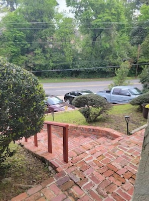 Property grounds - 2Br, 2.5 Bath, Townhouse with 3 beds. (Columbus)