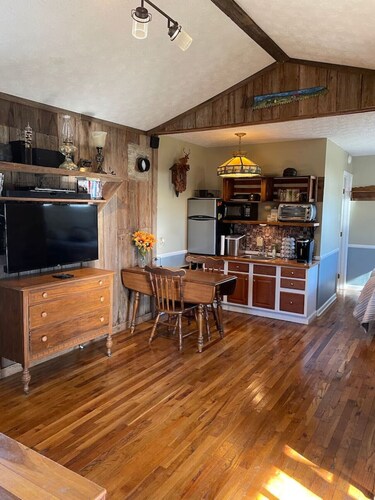 Bourbon Trail Cabin on the Farm