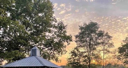 Bourbon Trail Cabin on the Farm
