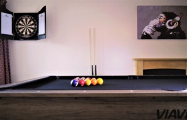 Game room - H.Q. (Ashford)
