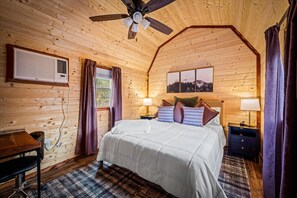 1 slaapkamer, een bureau, een strijkplank/strijkijzer, gratis wifi