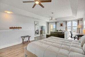 3 bedrooms, desk, iron/ironing board, travel crib