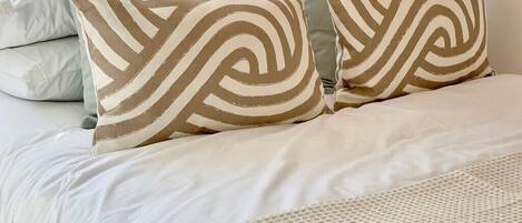 3 bedrooms, iron/ironing board, travel cot, free WiFi