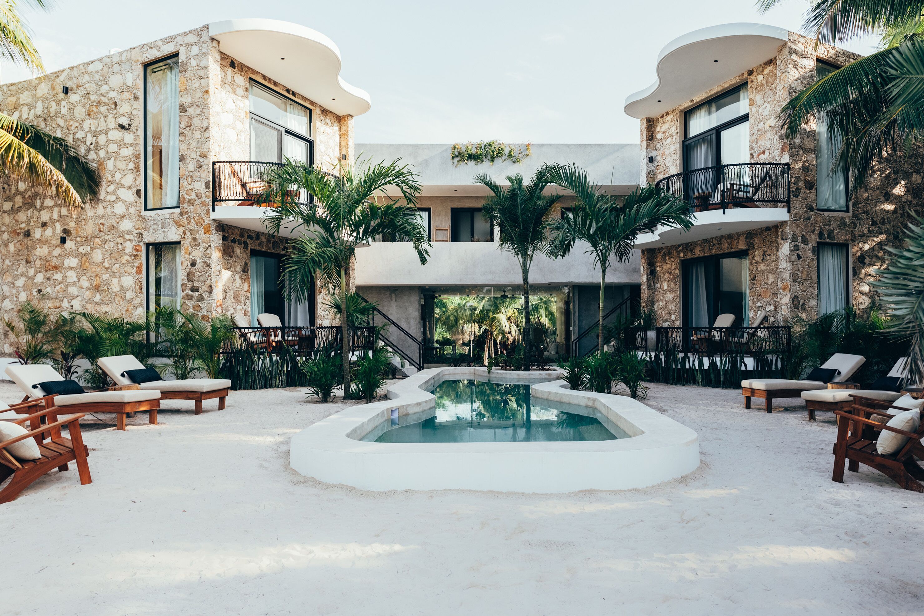 Outdoor pool, pool loungers