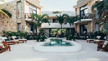 Outdoor pool, pool loungers