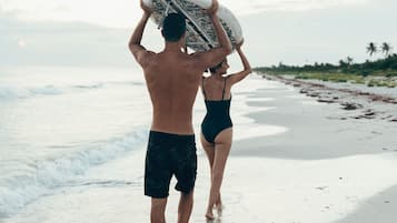 Surfing/boogie boarding