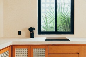 Appartamento familiare | Cucina privata | Piano cottura, macchina per tè/caffè, pentole/stoviglie/utensili