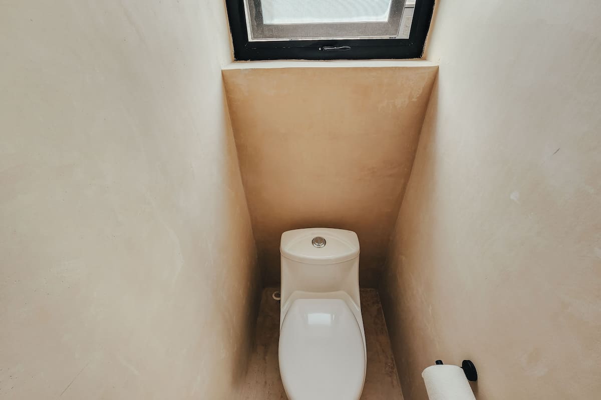 Premium dubbelrum | Badrum | MiljövÀnliga toalettartiklar, hÄrtork, badrock och handdukar