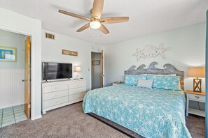 2 bedrooms, in-room safe, iron/ironing board, travel crib