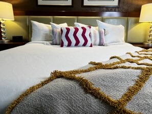 1 bedroom, WiFi - Strip View Penthouse Las Vegas NEVER RESORT FEES! (Las Vegas)