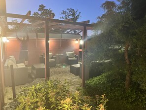 Exterior - Come As You Are Inn (Sayville)