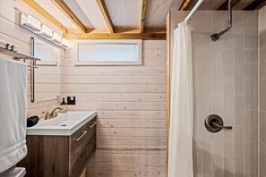 Unclassified image, 4 of 31, button - The Ritz Carlton of Tiny Cabins w/ Hot Tub / Fire Pit table (Hayesville)