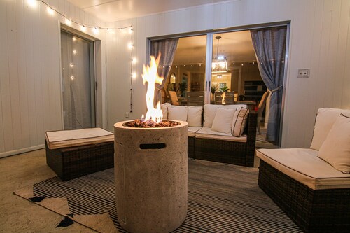 3bd 3b Siesta Key with New Heated Pool and a Game Room 2.5 Miles to the Beach!