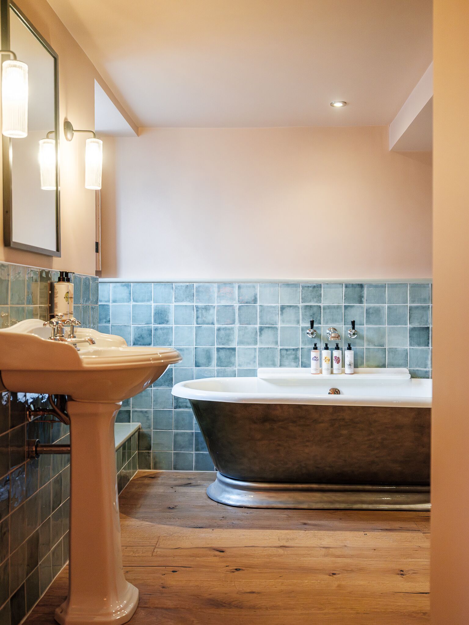 Suite Deluxe, baño en la habitación, vista al jardín | Baño