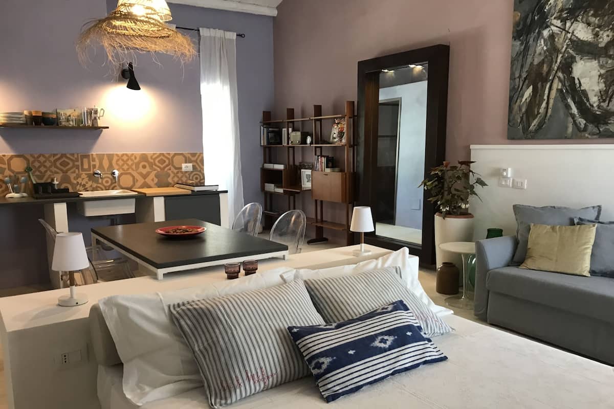 Loft Design, bagno privato, vista mare parziale (Calamosche) | Interni