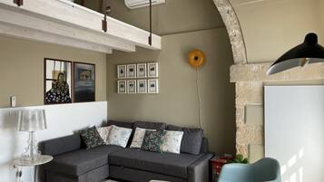 Deluxe-Apartment, eigenes Bad, eingeschränkter Meerblick (Marianelli) | Lounge