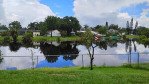 Property grounds -  Homey Work and Play Private Suite in Citrus Park! (Tampa)