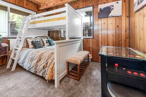 2 chambres, lit parapluie, Wi-Fi, draps fournis