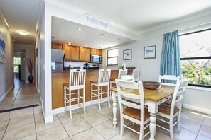 Condo (South Seas Beach Villa 2001) | Fachada