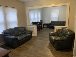 Een smart-tv en een kantoor