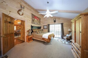 4 habitaciones, tabla de planchar con plancha y wifi 