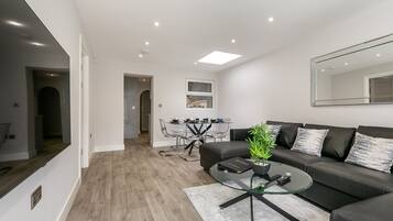 Deluxe appartement, en-suite badkamer, uitzicht op tuin (Ground Floor) | Lounge