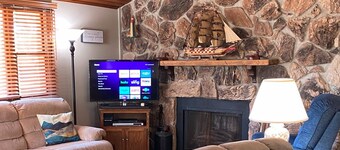 Waterfront Waterport Cottage<br>Fishing at the Dam