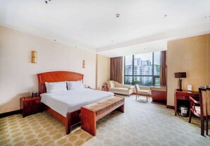 Superior Suite, 1 King Bed, Non Smoking | Minibar, desk, iron/ironing board, free WiFi - Ramada Plaza by Wyndham Chongqing West (Chongqing)