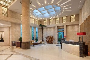 Lobby - Ramada Plaza by Wyndham Chongqing West (Chongqing)