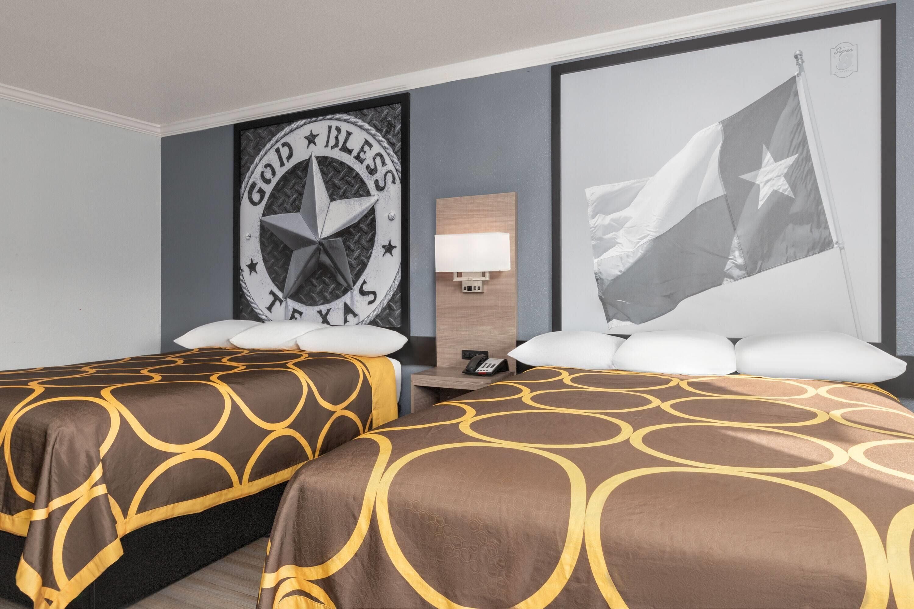 Photo - Super 8 by Wyndham Fort Worth Entertainment District