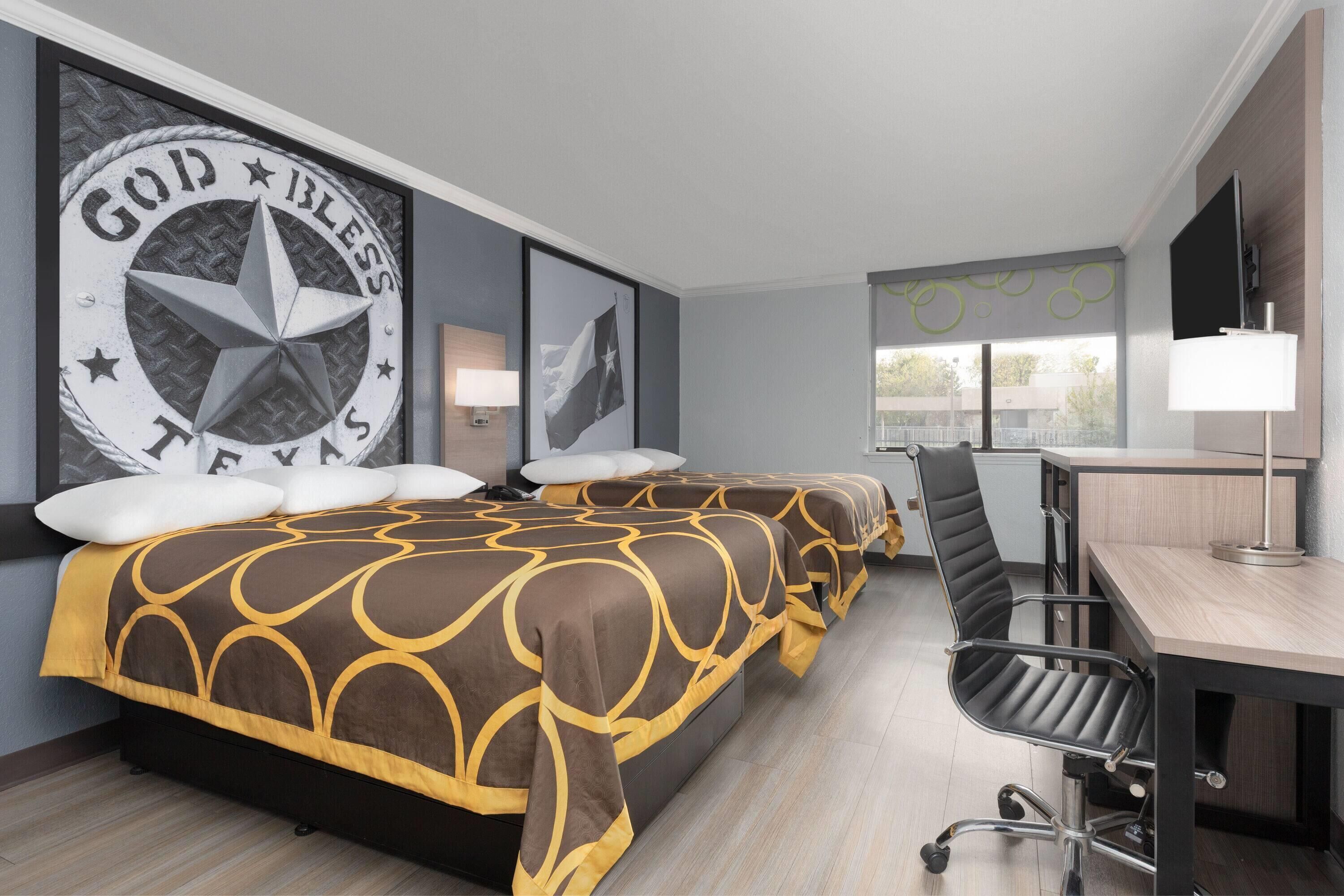 Fer et planche à repasser, Wi-Fi gratuit, draps fournis