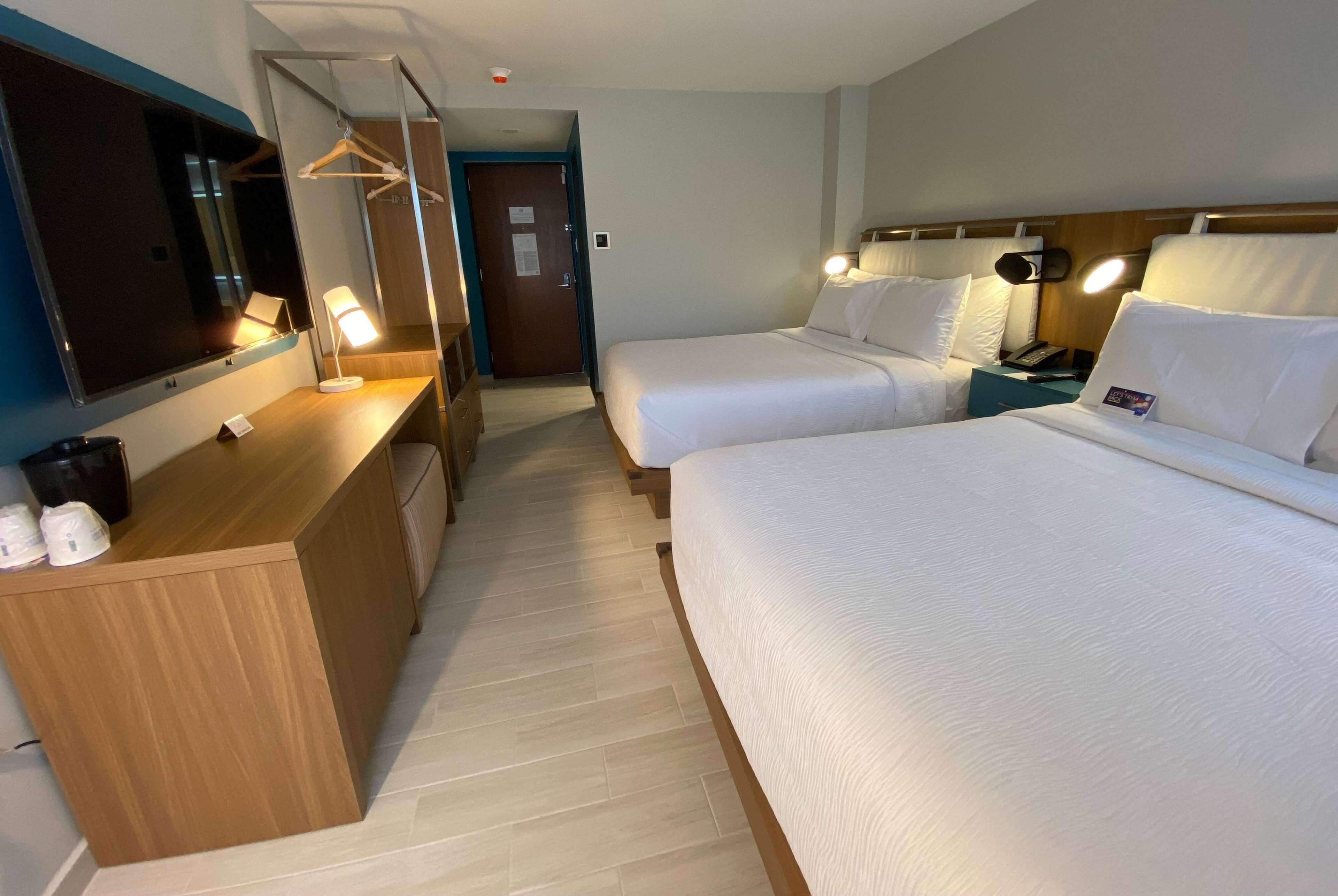 premium room, 2 queen beds, non smoking | fitness facility