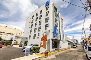 Exterior - Tryp by Wyndham Mayaguez (Mayagüez)