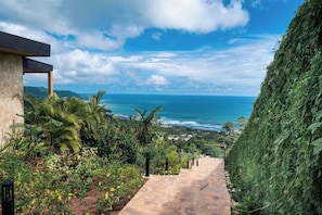 Property grounds - LALOON Luxury Suites - Adults Only, Santa Teresa Beach (Santa Teresa)