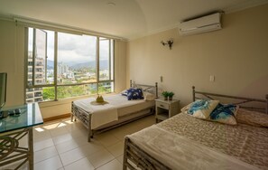3 bedrooms, WiFi