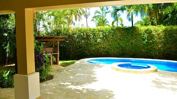 Piscine extérieure