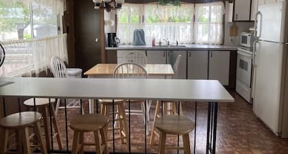 Two bedroom two bath cabin next to big Stone Lake