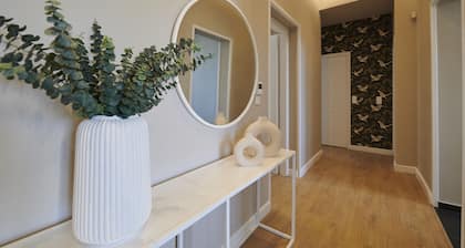 Ma Maison Acropolis Mansion, 3bdr Suite N°6, 500Mbps, 8' walk to Acropolis