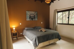 Roupas de cama premium, Wi-Fi de cortesia, roupa de cama